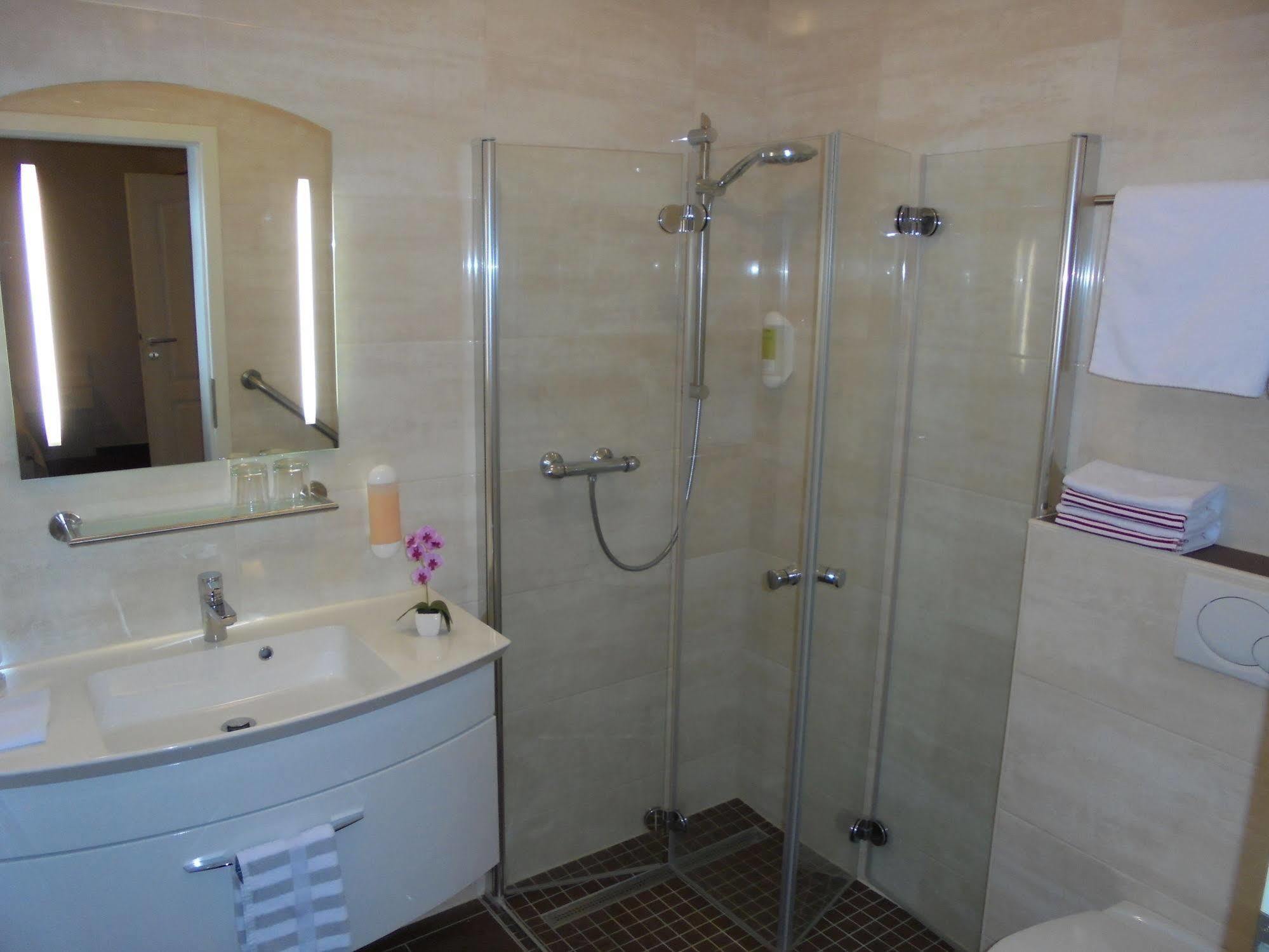 Hotel-Landgasthof Herzog Barssel  Экстерьер фото